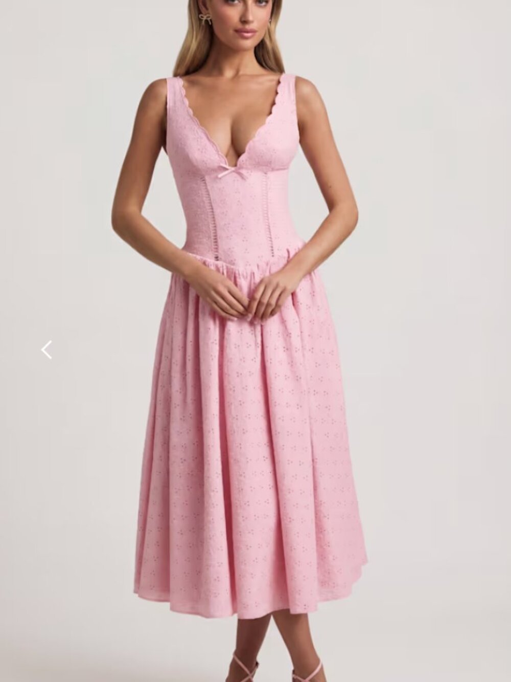 NWT Oh Polly Pink Floral Eyelet Maxi Dress - Size 4 - Picture 2 of 9